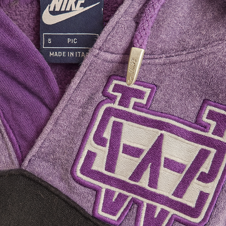 Felpa con cappuccio Nike viola, taglia unica - Dettaglio tessuto/cuciture