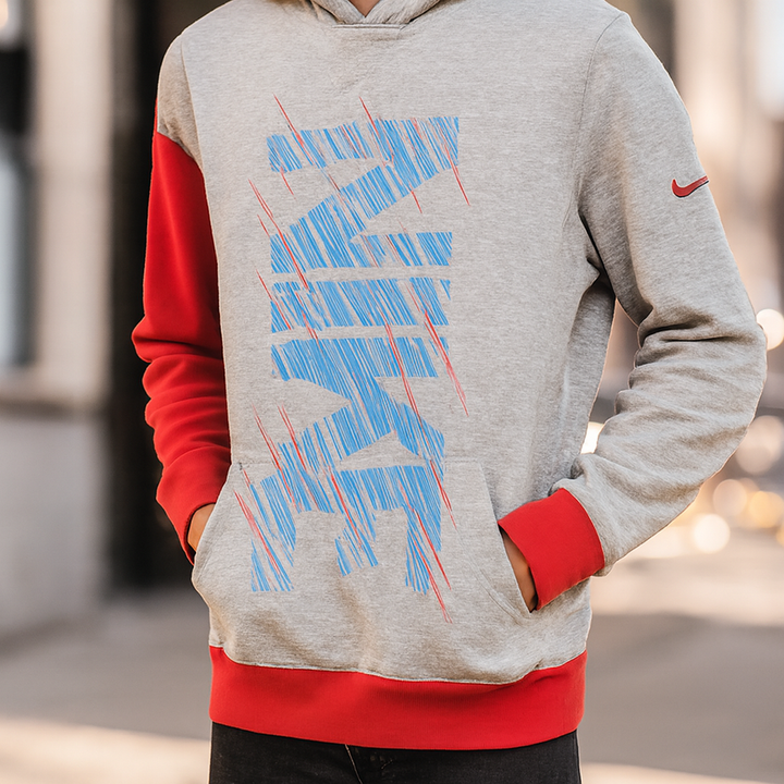Nike Felpa XL Grigia con Stampa Grafica - Indossato da modello/a